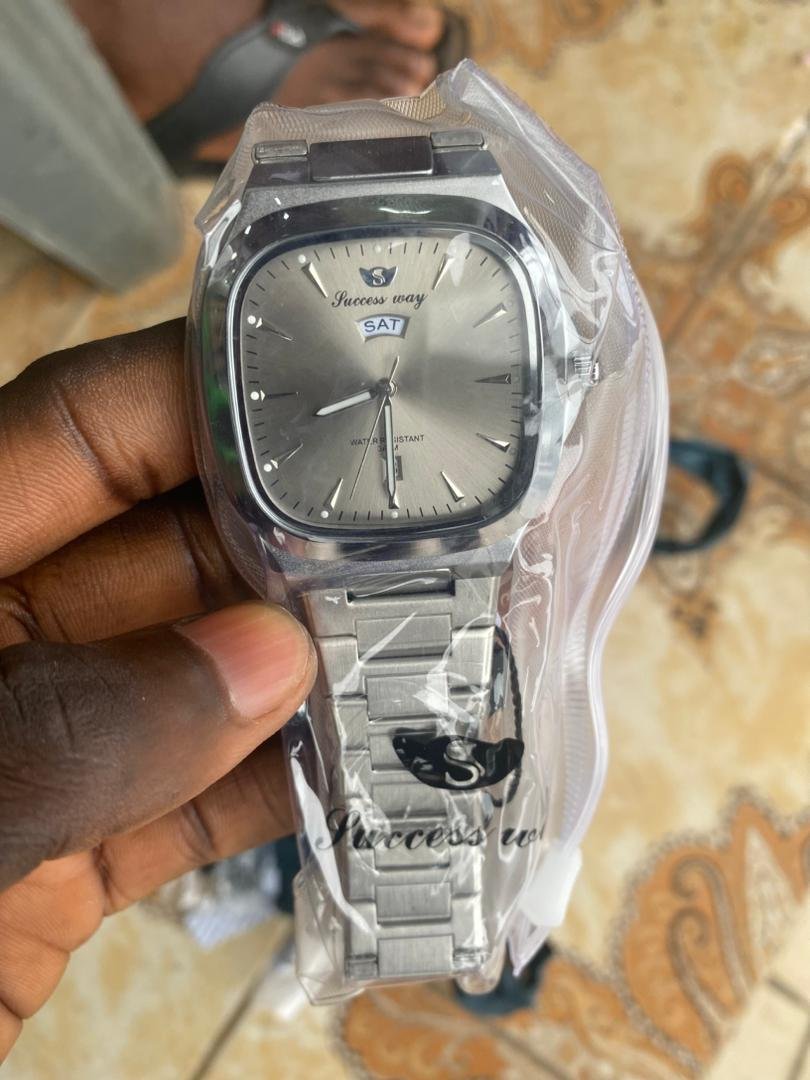Montres - Image 3
