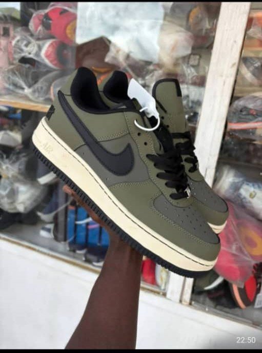 Nike Air Force 1