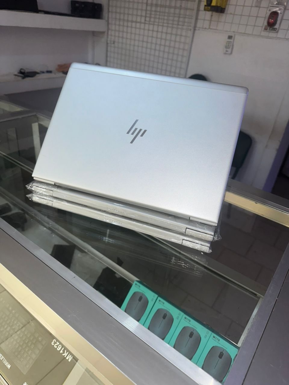 Hp 840 g5 - Image 2