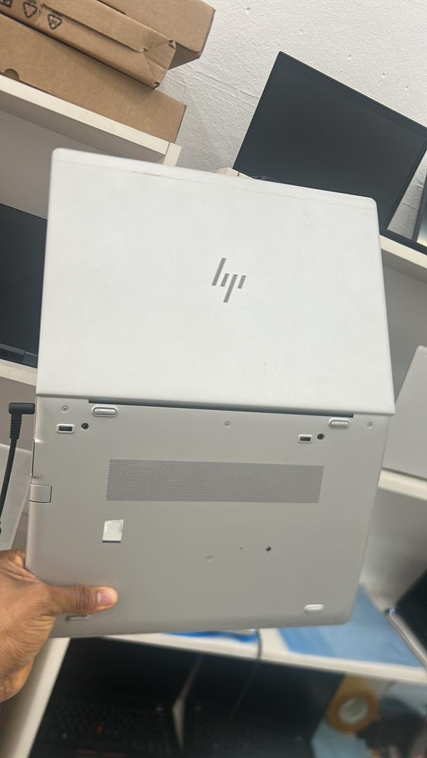 Hp 840 g5 - Image 2